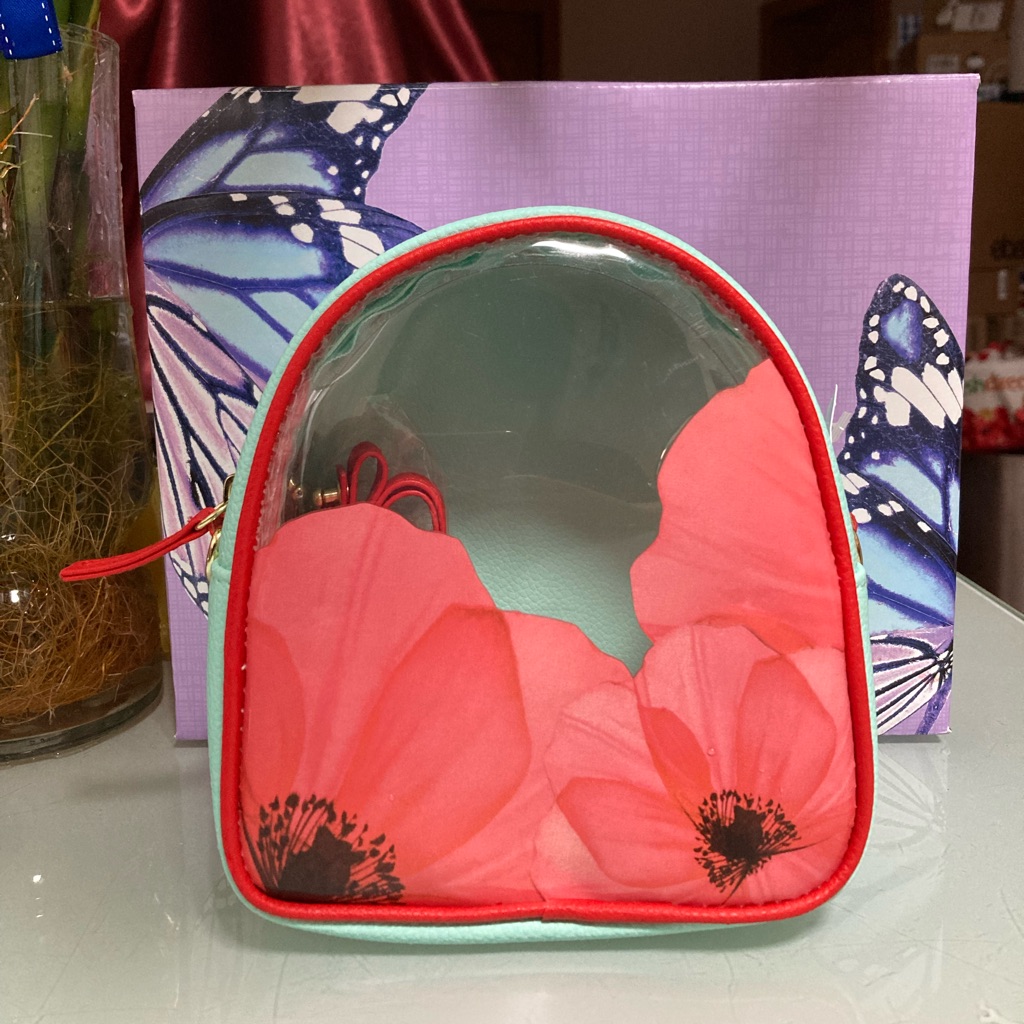 Bath And Body Works Brand New Poppy Makeup Bag Bath And Body Works Brand New Poppy Makeup Bag